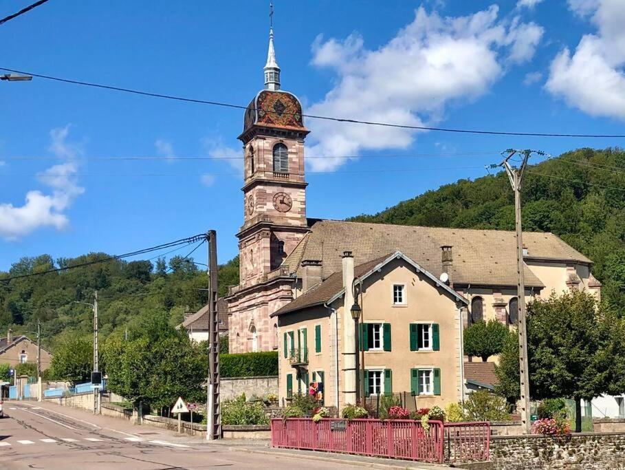 Maison Chaleureuse Au Coeur Du Village Raddon Экстерьер фото
