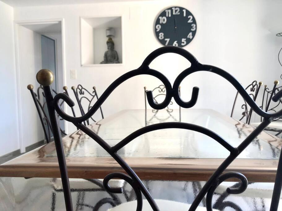Maison Chaleureuse Au Coeur Du Village Raddon Экстерьер фото