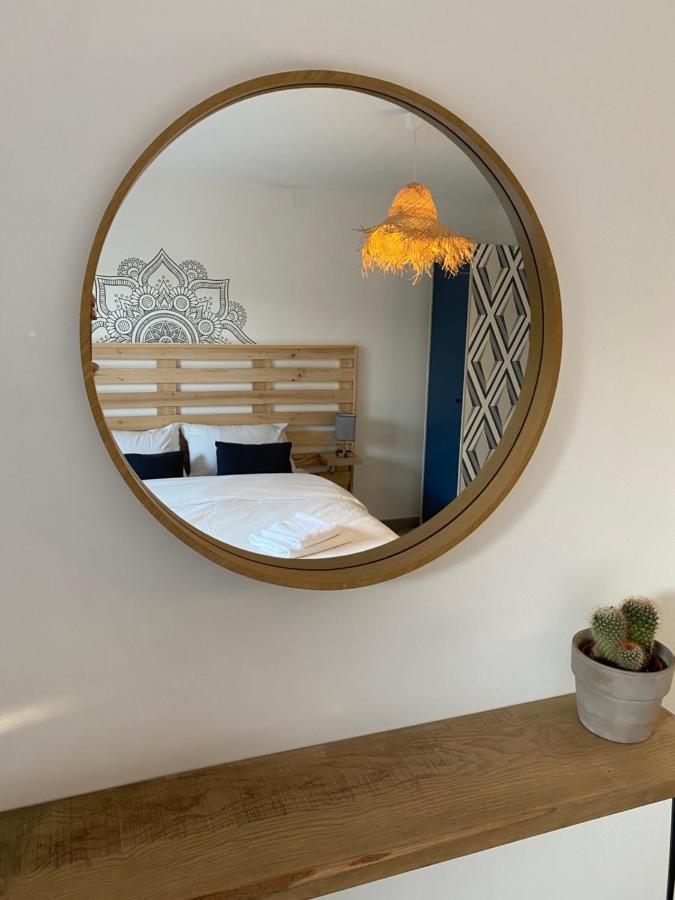 Maison Chaleureuse Au Coeur Du Village Raddon Экстерьер фото