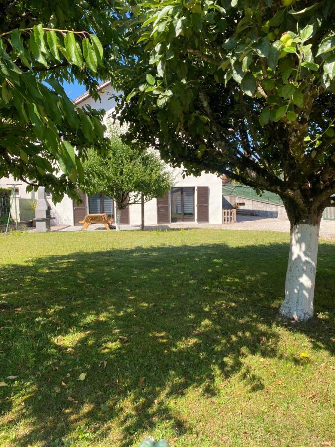 Maison Chaleureuse Au Coeur Du Village Raddon Экстерьер фото